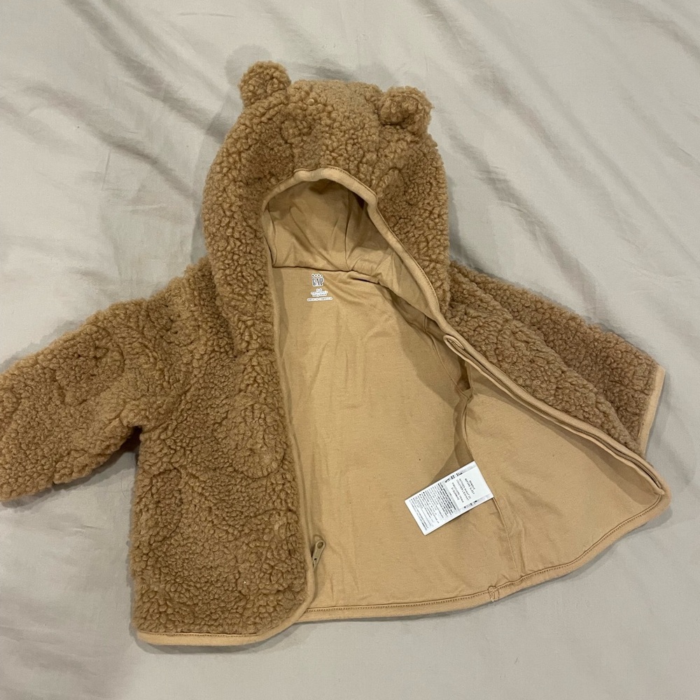 🐻 GAP Sherpa Bear Zip Jacket – 3–6 Months 🐻 - Picture 3 of 5